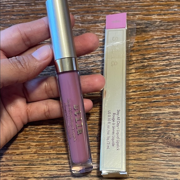 Stila Liquid Lipstick - Mauve Pink - Picture 3 of 4